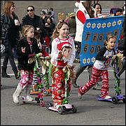 LosGatosChristmasParade15-131a-web.jpg