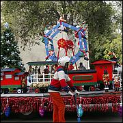 LosGatosChristmasParade15-185a-web.jpg