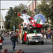 LosGatosChristmasParade15-221a-web.jpg