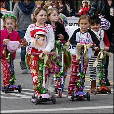 LosGatosChristmasParade15-130c1-web.jpg