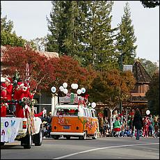 LosGatosChristmasParade15-178a-web.jpg