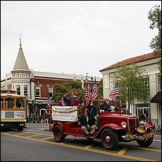 LosGatosChristmasParade15-413a-web.jpg