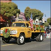 LosGatosChristmasParade25-131S.jpg
