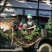 LosGatosChristmasParade25-380Sa.jpg