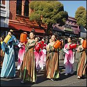 LosGatosChristmasParade25-439S.jpg