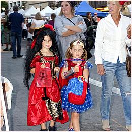 SLO_CO-FarmersMarketHalloween-13a.jpg