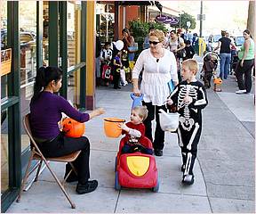 WG_TrickorTreat09-110d.jpg