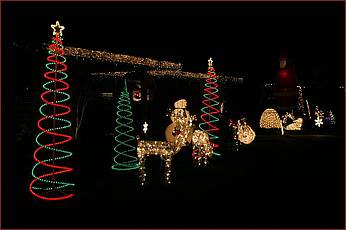 XmasLights09-013b.jpg