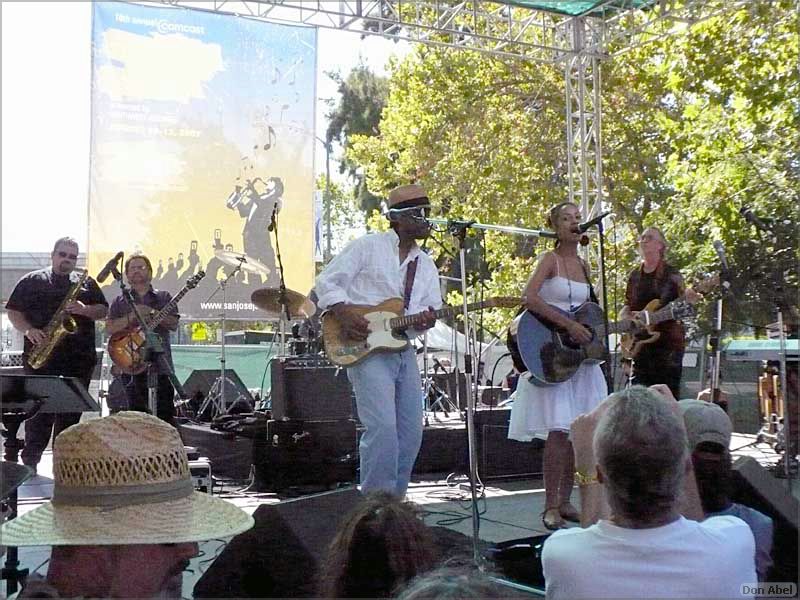 SJJazzFest07-203c.jpg - for personal use