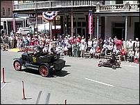 SacJazz07_parade-012c.jpg