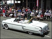 SacJazz07_parade-021b.jpg