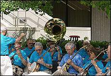 SacJazz08_SactoBanjoBand-595d.jpg