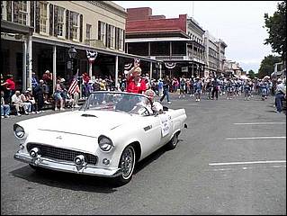 SacJazz08_parade-021d.jpg