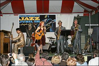 SacJazz08_SteveLucky+CarmenGetit-668c.jpg