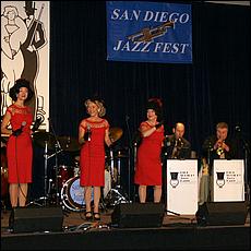 SanDiegoJazzFest2016-SweetheartsOfSwing-239a.jpg