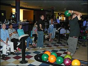 Bowling_AC_JUL07-05b.jpg